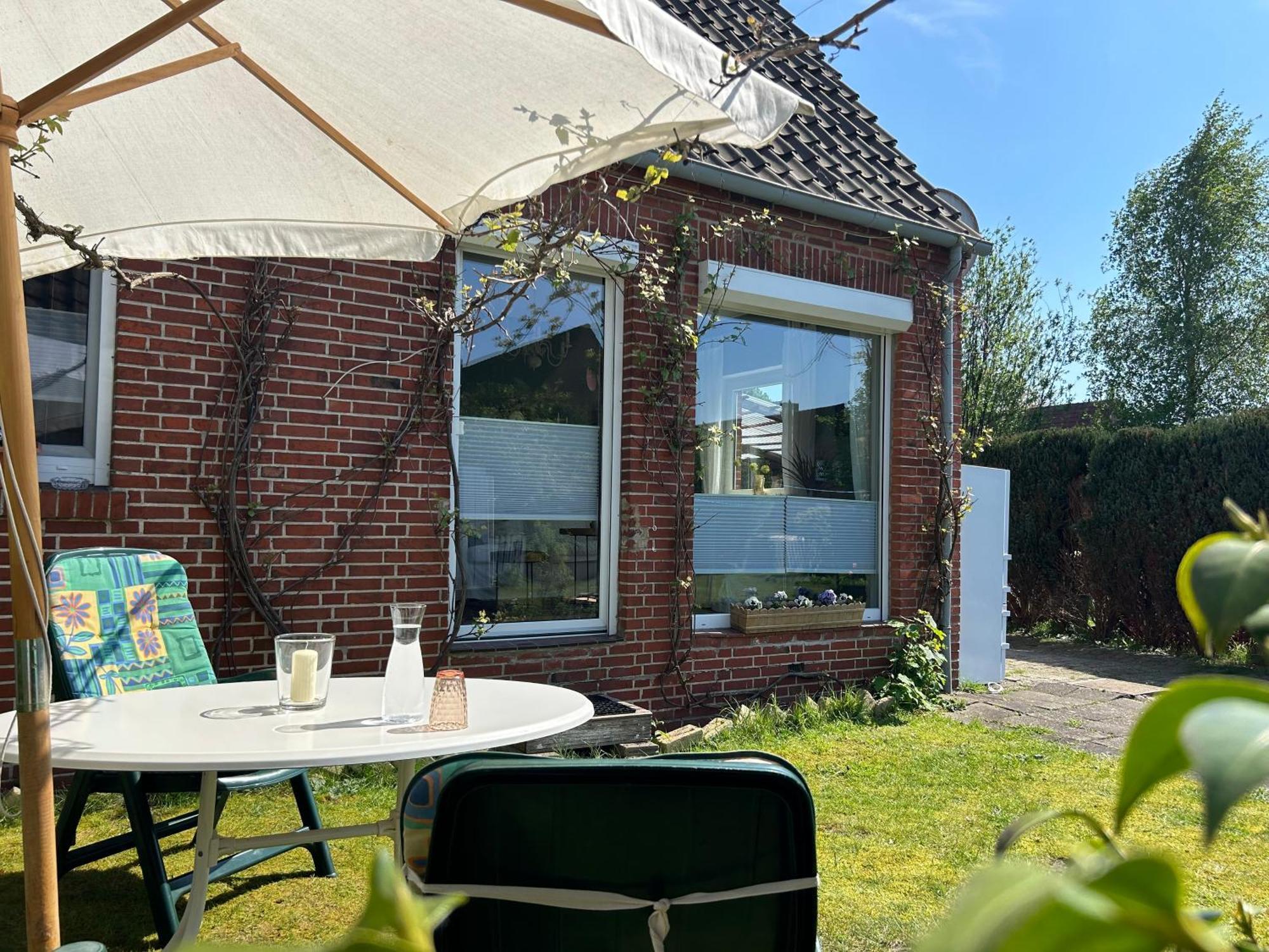 Ferienwohnung Haus Papenburg Garten Parkplatz Nordsee Buitenkant foto